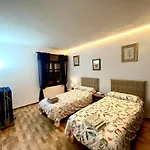 Puerto Banus -4 Till 8 Persons - Parking - Beach At 100M